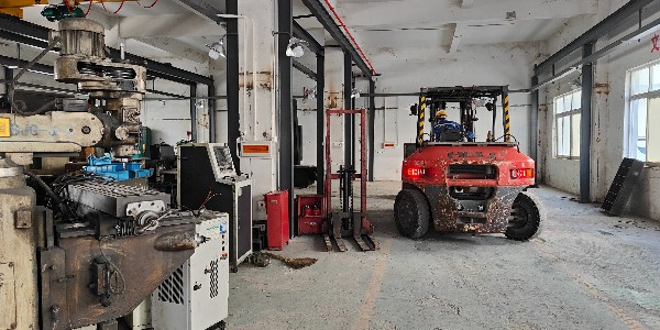 搬運設備的公司有幾種？有什么區別？