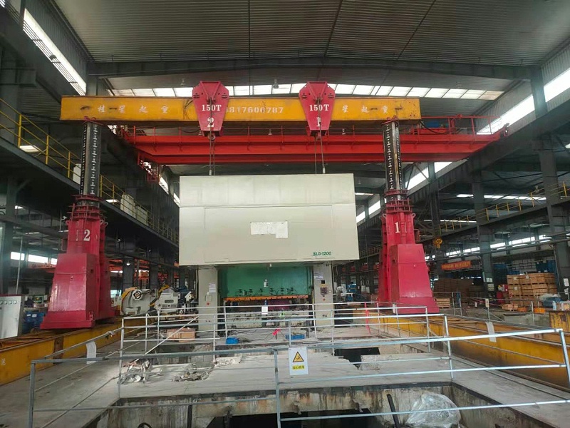 大型設備龍門吊吊裝