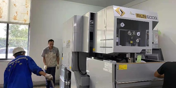 大型工業設備搬運需要用到哪些設備？大型吊裝公司為您講解